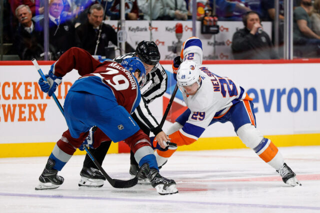 Islanders face off against the Avalanche.